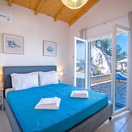 Villa Katostrato By Apraos